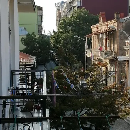 Apartments In The Historical Center Of Batumi, Near The Seaside Park Exterior photo