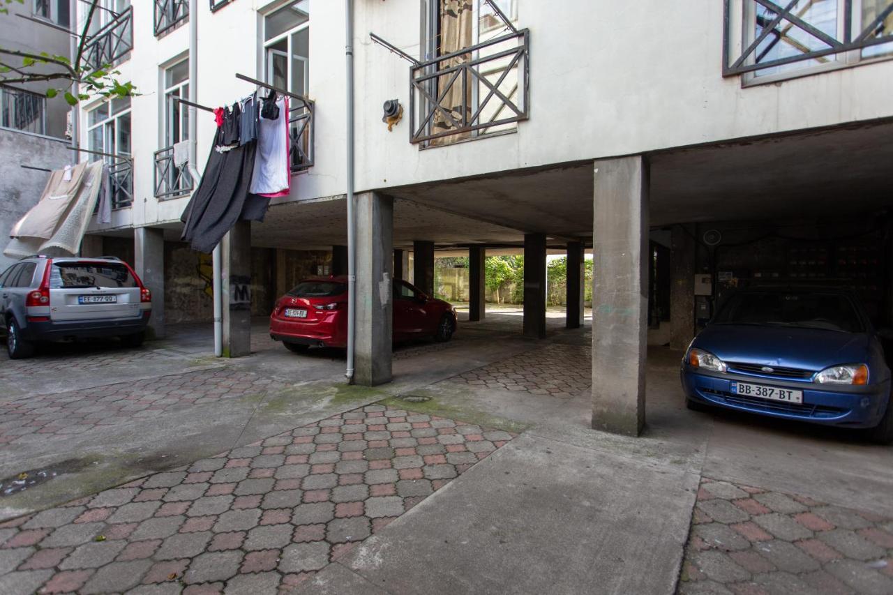 公寓 In The Historical Center Of Batumi, Near The Seaside Park 巴统